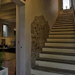 Casa Della Musica - Elegante Storica Con Giardino E Piscina Vendégház 4*