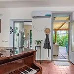 Casa Della Musica - Elegante Storica Con Giardino E Piscina