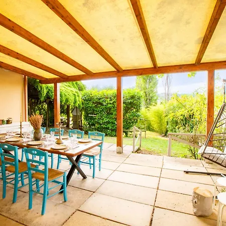 Casa della Musica - Elegante villa storica con giardino e piscina