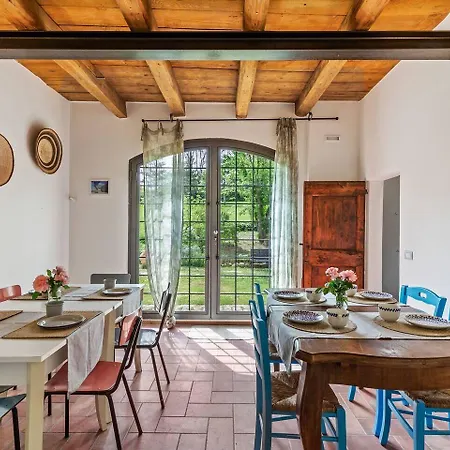 Casa della Musica - Elegante villa storica con giardino e piscina