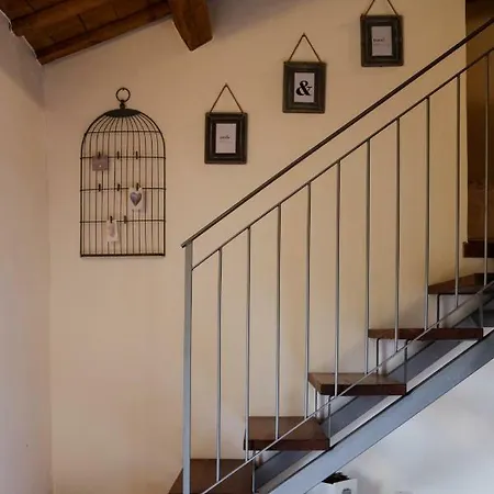 Grande Storica Per Vacanze Con Giardino Privato E Piscina 2*