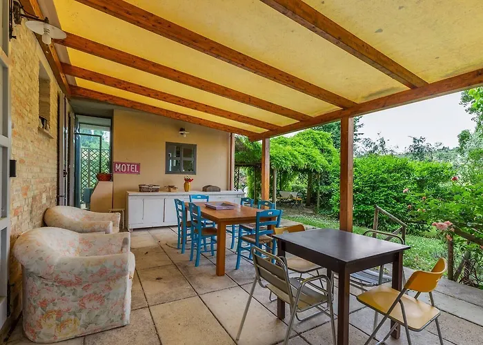 Casa Della Musica - Elegante Storica Con Giardino E Piscina Ostra