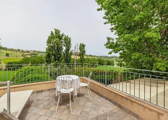 Casa Della Musica - Elegante Storica Con Giardino E Piscina