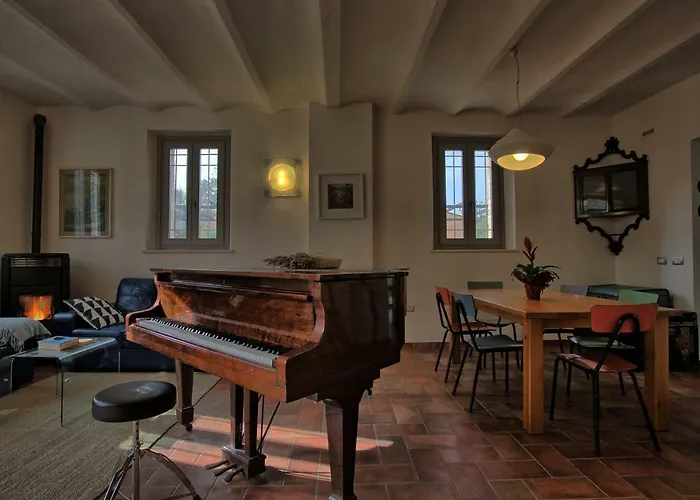 게스트하우스 Casa Della Musica - Elegante Storica Con Giardino E Piscina